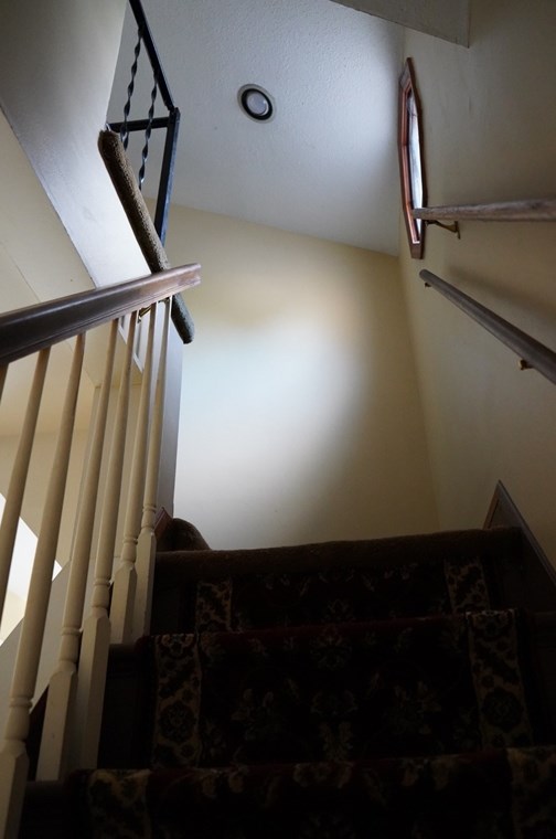 59 Whitney Ave, Lowell MA 01850-1322 exterior