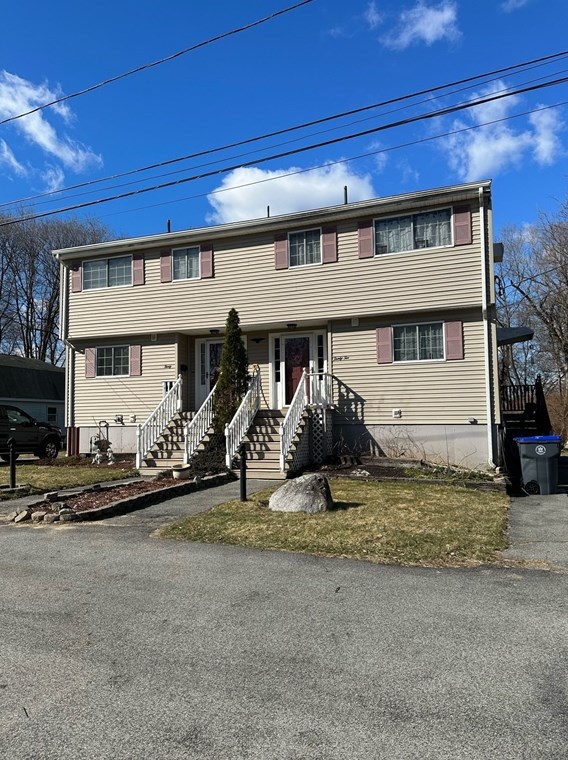 32 Brown Ct, Methuen MA  01844-2013 exterior