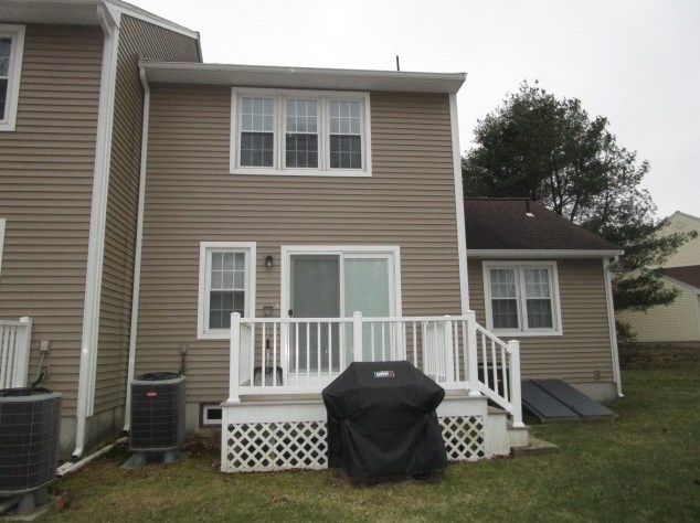 29 Godfrey Ln, Milford, MA 01757 exterior