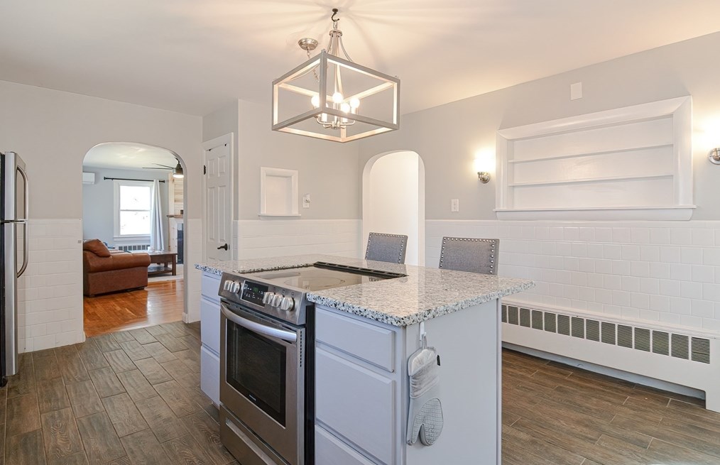 11 Caswell Ct, Douglas MA  01516-2049 exterior