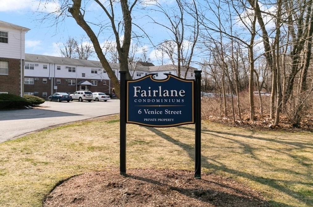 6 Venice St #e2, Danvers, MA 01923