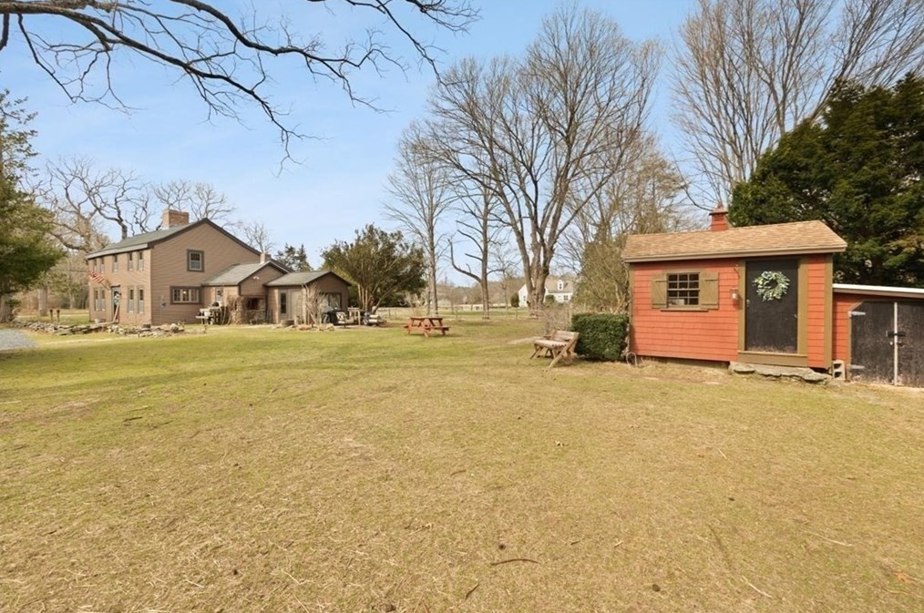 355 Pleasant St, Raynham MA  02767-1673 exterior