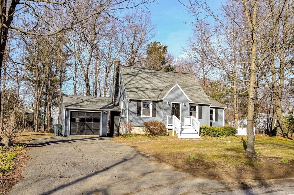 22 Doyle Rd, Holden, MA 01520 exterior