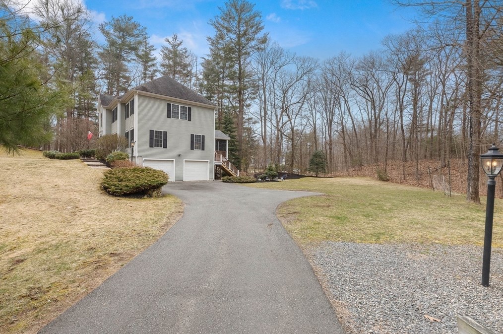 7 Corinthian Way, Haverhill MA  01833-2528 exterior