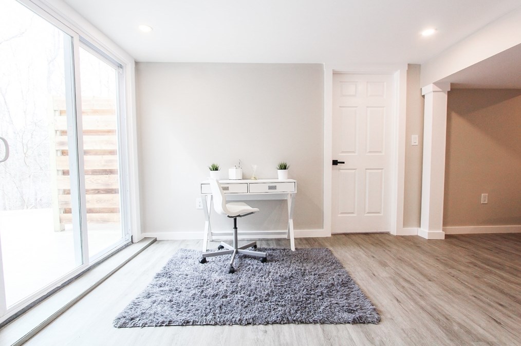 129 Deerfoot Cir, Mashpee MA  02649-2440 exterior