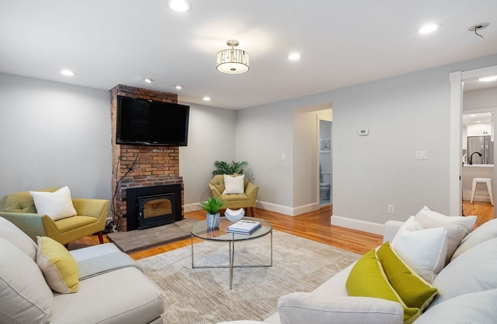 1 Pine St, Cambridge MA  02139-3513 exterior