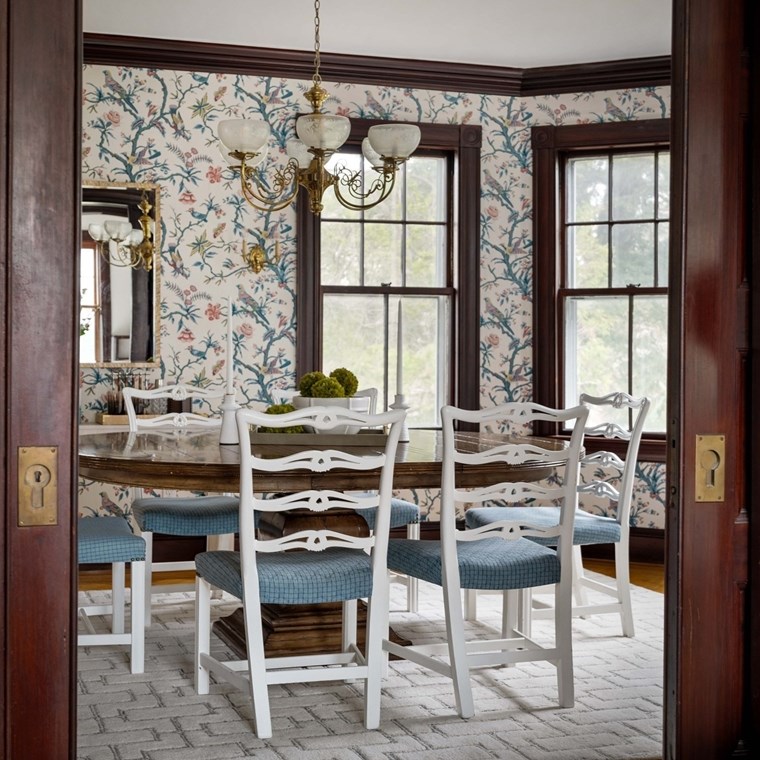 47 Hancock Ave, Newton MA 02459-1746 exterior