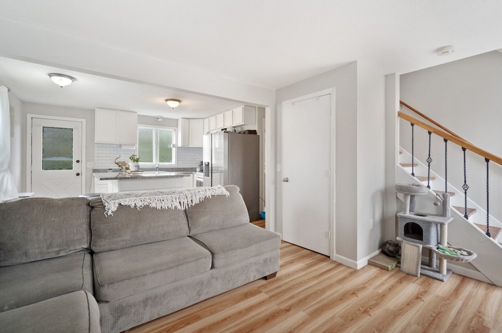 71 Price St, Springfield MA  01104-1516 exterior