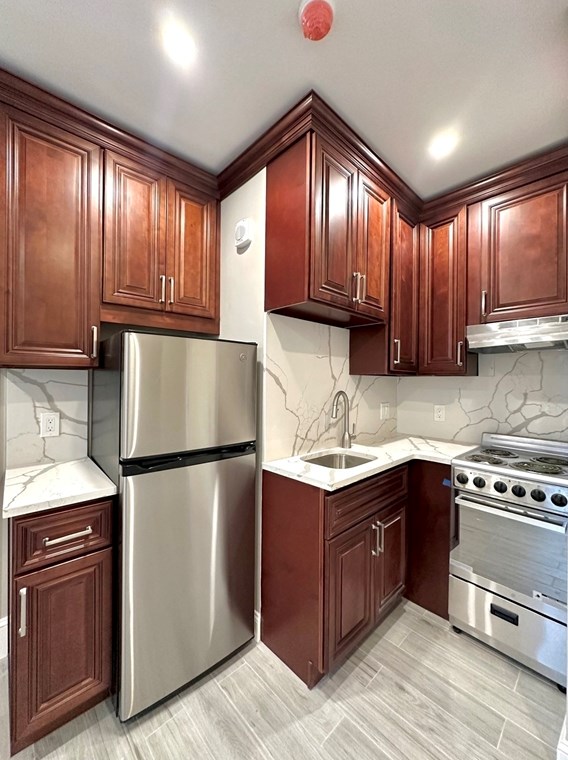 1150 Cambridge St #2, Cambridge, MA 02139