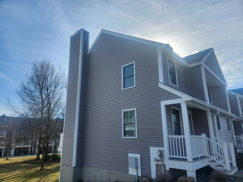 41 Sycamore Dr, Leominster, MA 01453-4969