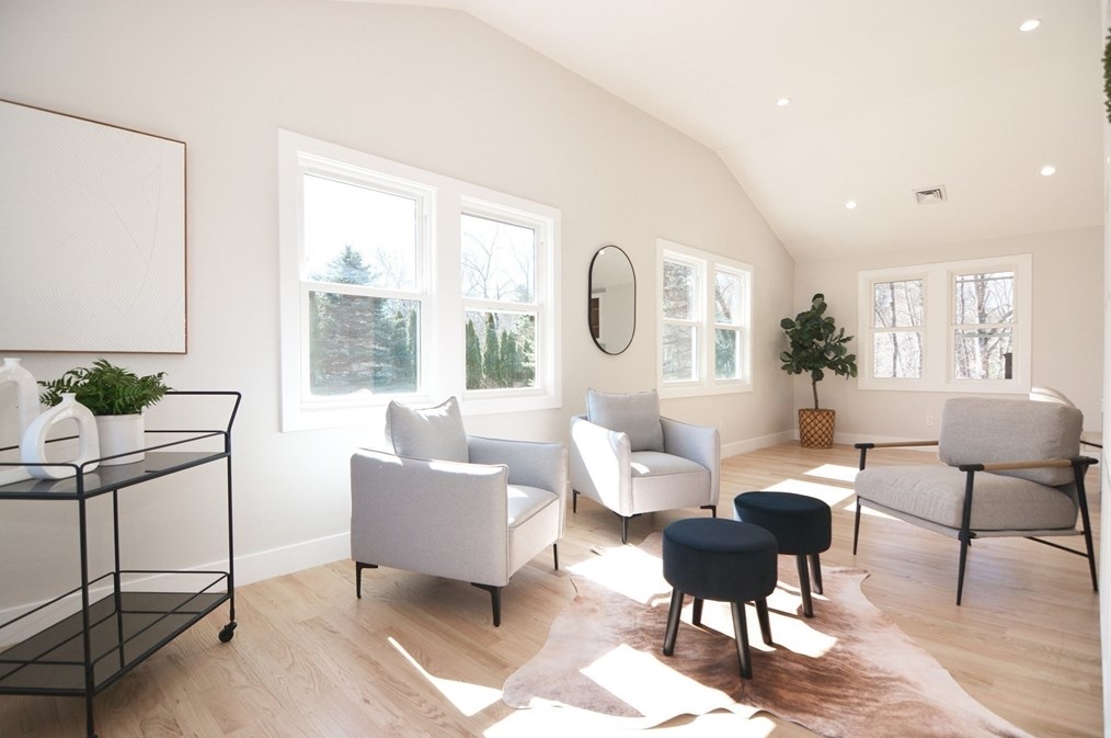 1 Duane Dr, North Reading MA 01864-1505 exterior