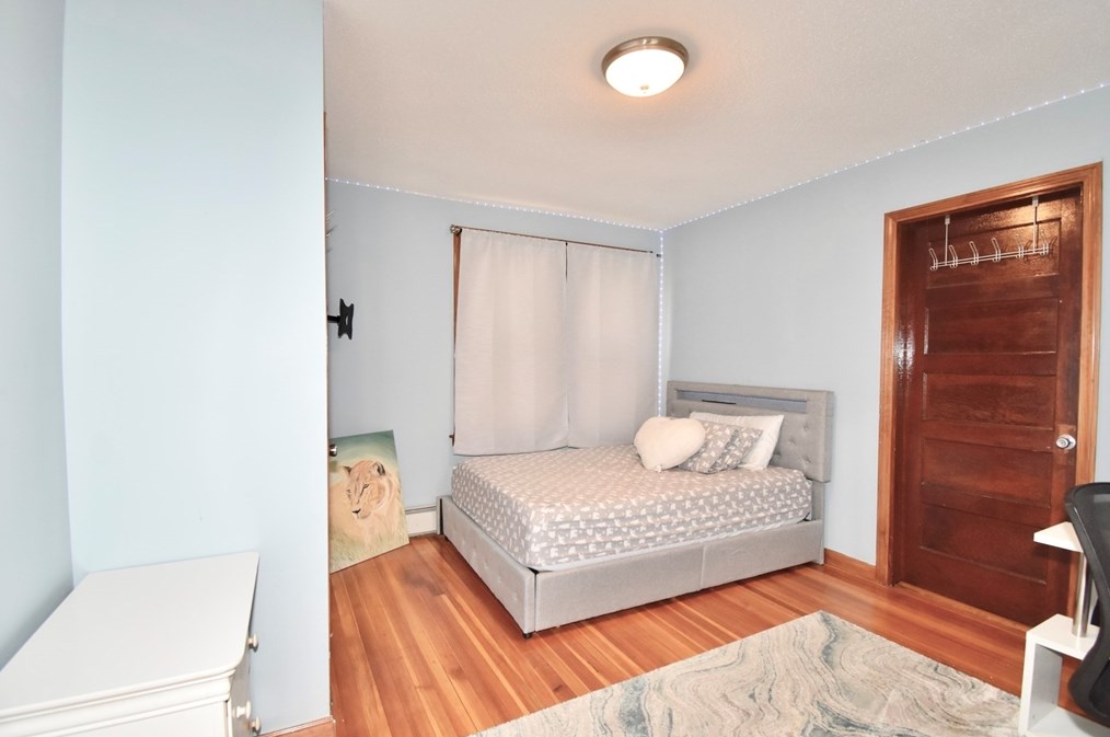 76 Enfield St, Springfield MA  01151-2329 exterior