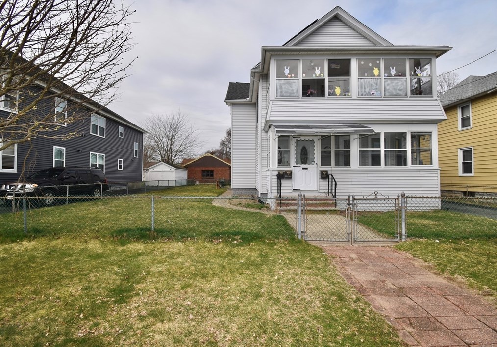 78 Enfield St, Springfield MA  01151-2329 exterior