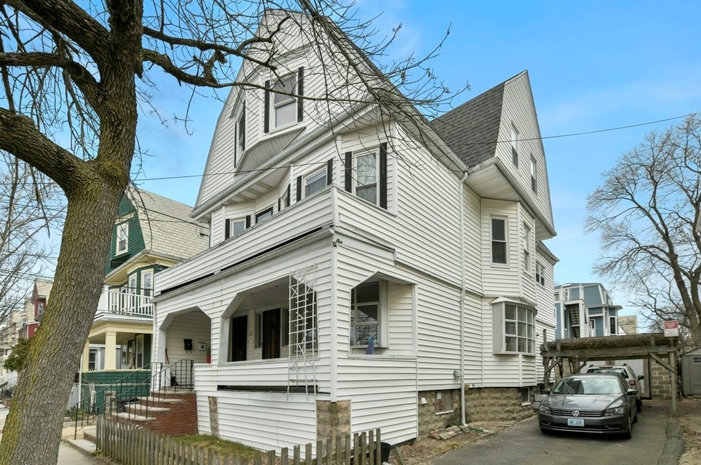 11 Simpson Ave, Somerville, MA 02144 exterior