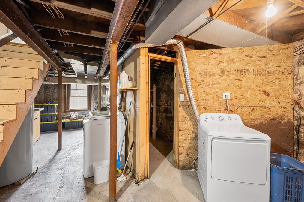 125 Forest St, Weymouth MA  02190-1005 exterior