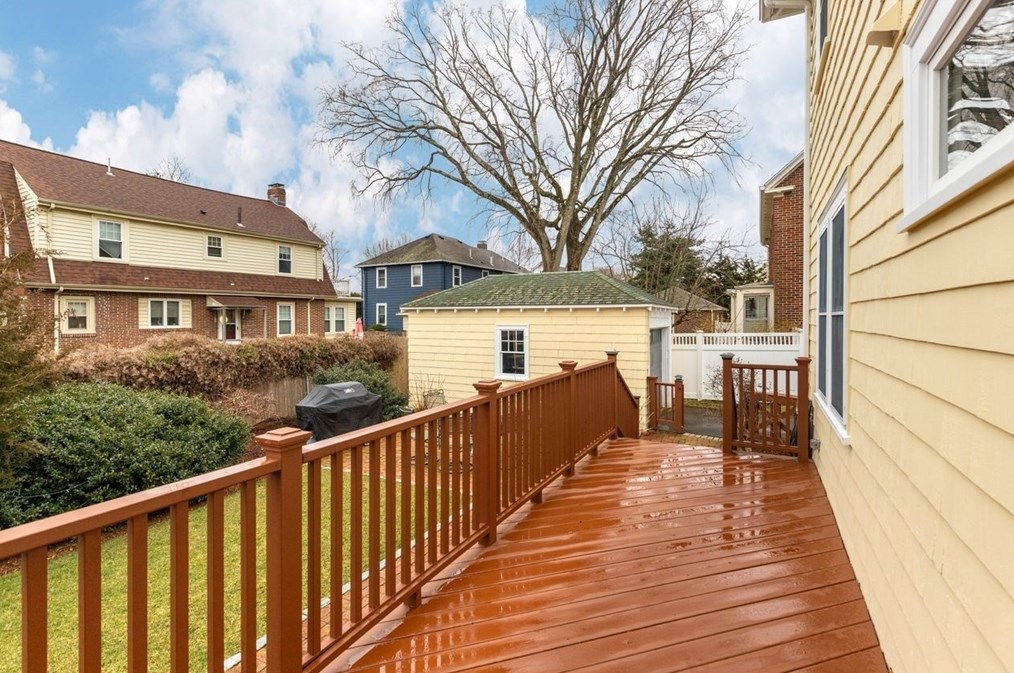 360 Payson Rd, Belmont MA 02478-2720 exterior