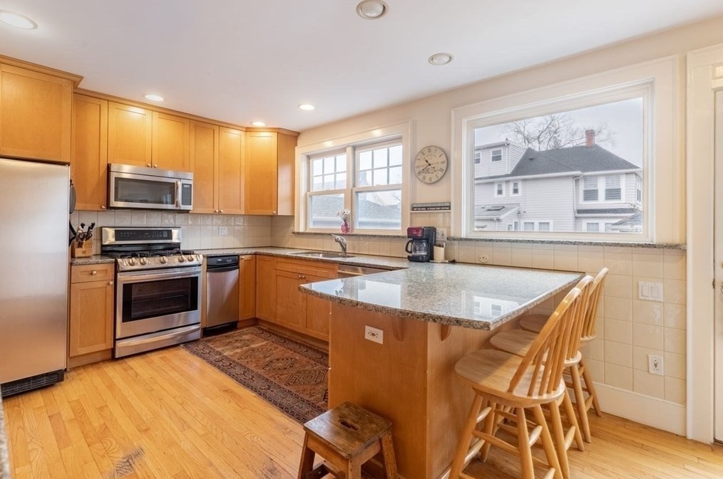 360 Payson Rd, Belmont MA 02478-2720 exterior