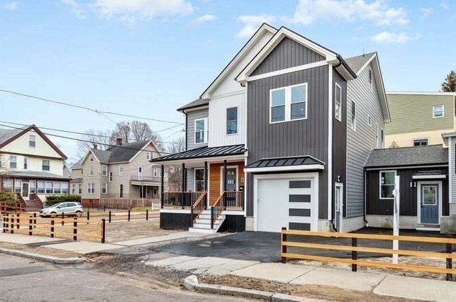 13 Central Ave, Medford, MA 02155-4023