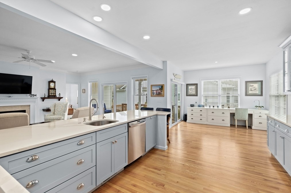 9 Looking Glass, Plymouth MA  02360-4295 exterior