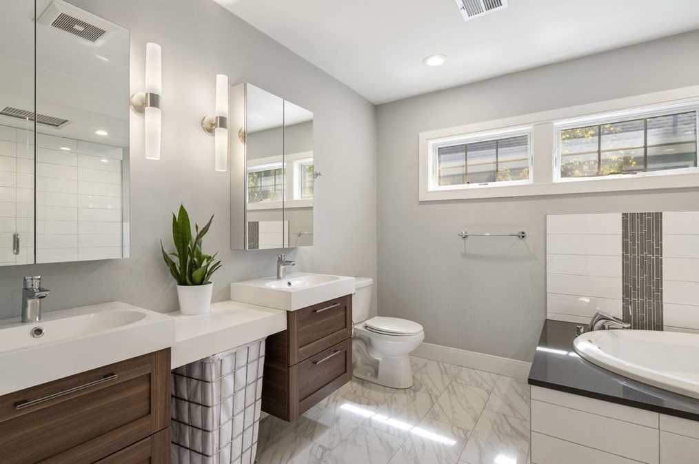 265 Jackson St, Newton MA 02459-2523 exterior