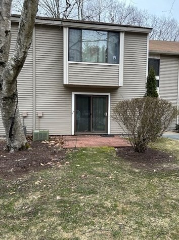 14 Thayer Pond Dr, North Oxford, MA 01537 exterior