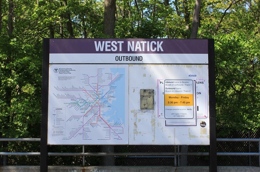 6 Village Way, Natick MA  01760-3926 exterior