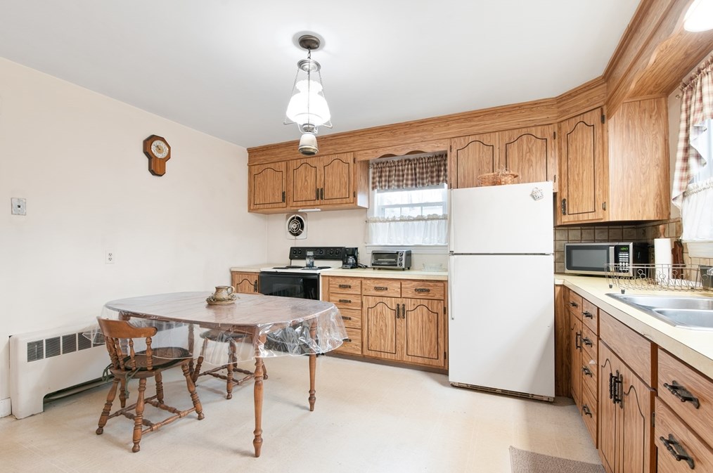 23 Union St, Ashland MA 01721-1789 exterior