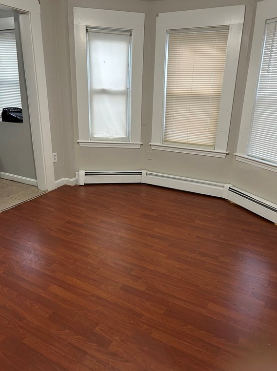 145 Un St, Everett MA  02149-4801 exterior