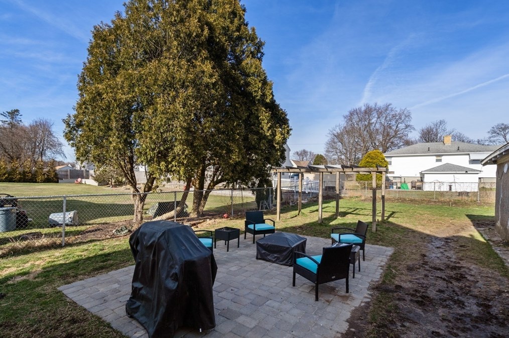 123 Allston Ave, Worcester MA  01604-3324 exterior