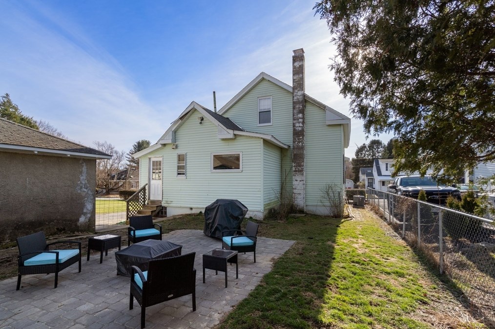 123 Allston Ave, Worcester MA  01604-3324 exterior