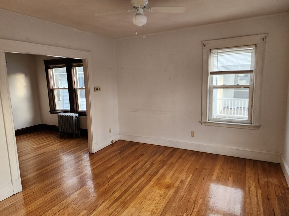 23 Dartmouth St, Quincy, MA 02169