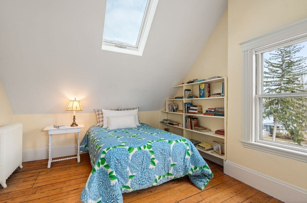 90 School St, Belmont MA 02478-3013 exterior