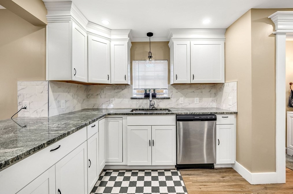 26 Murdock Ave, Winchendon MA  01475-1536 exterior