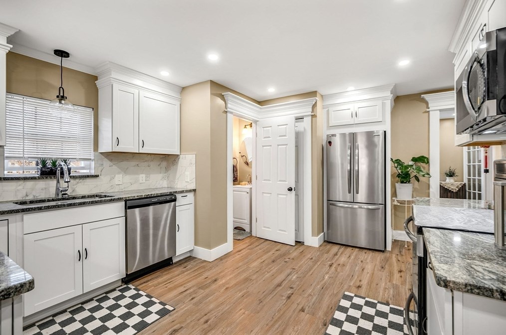 26 Murdock Ave, Winchendon MA  01475-1536 exterior