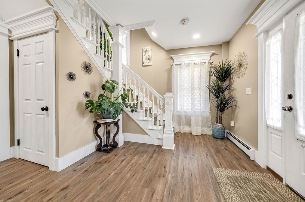 26 Murdock Ave, Winchendon MA  01475-1536 exterior