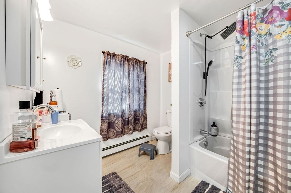 26 Murdock Ave, Winchendon MA  01475-1536 exterior