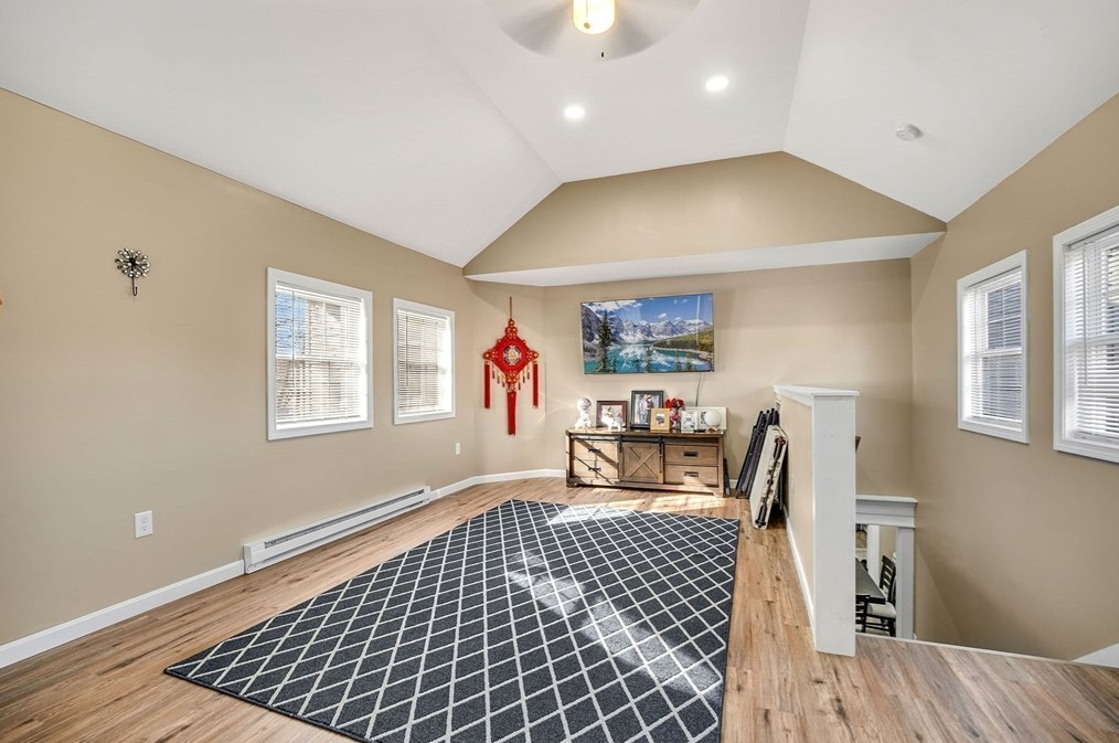 26 Murdock Ave, Winchendon MA  01475-1536 exterior