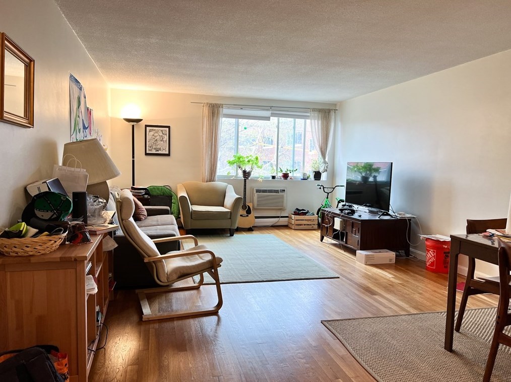 50 Green #302, Brookline, MA 02446