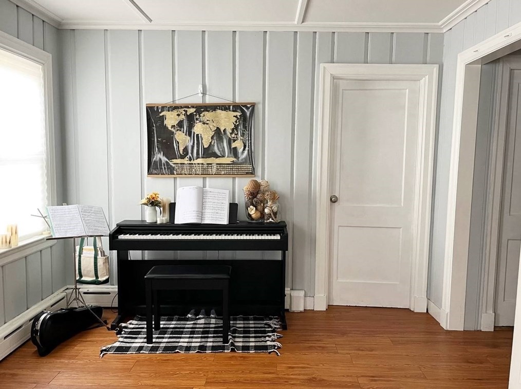 38 Rock St, Mansfield MA  02048-2347 exterior