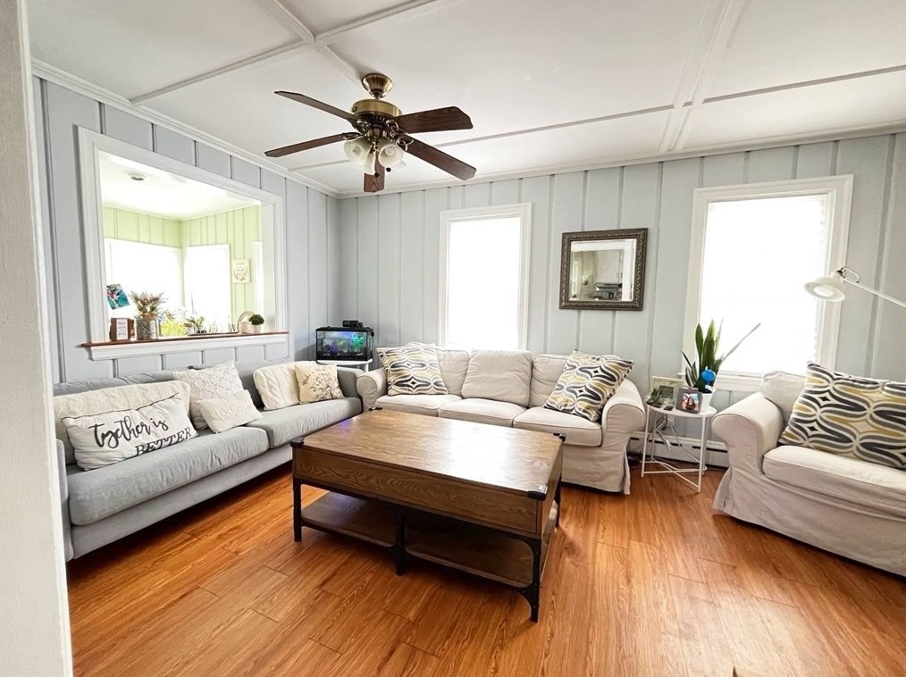 38 Rock St, Mansfield MA  02048-2347 exterior