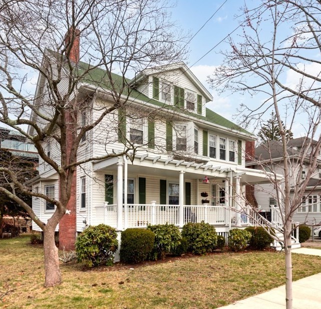 98 Willow St, Quincy, MA 02170