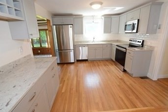 23 Brooksbie Rd, Bedford, MA 01730