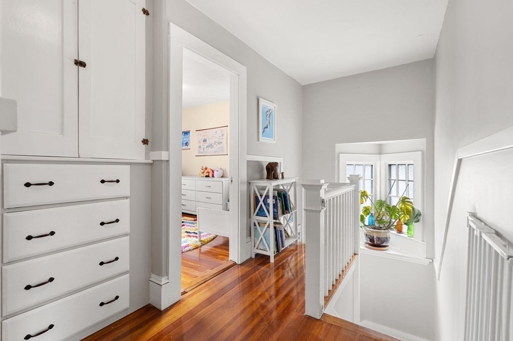 17 Whitney Ave, Beverly MA  01915-3435 exterior