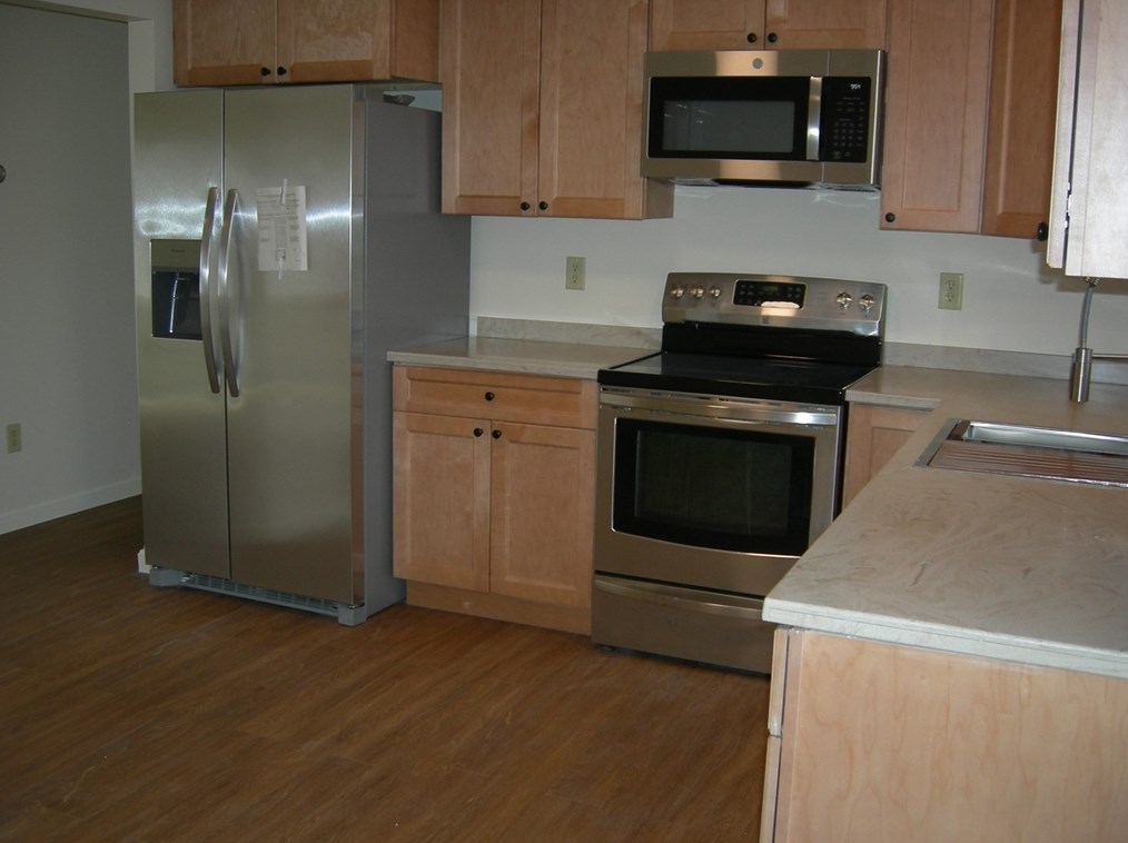 345 N Lake Ave #1a, Worcester, MA 01605