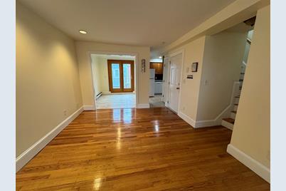 163 2nd West St #3 - Photo 1