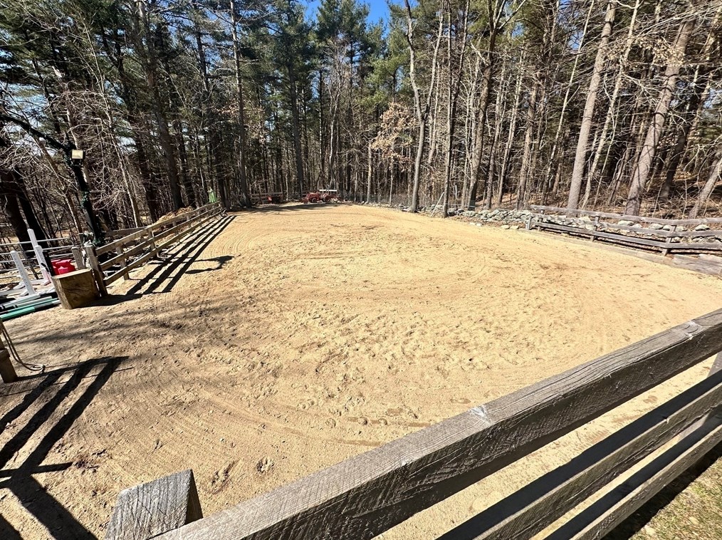 26 West St, Worcester MA 01609-2307 exterior