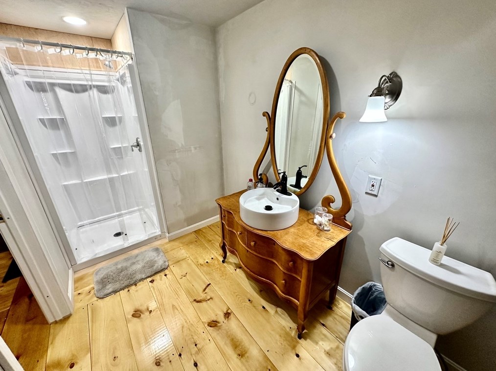 26 West St, Worcester MA 01609-2307 exterior