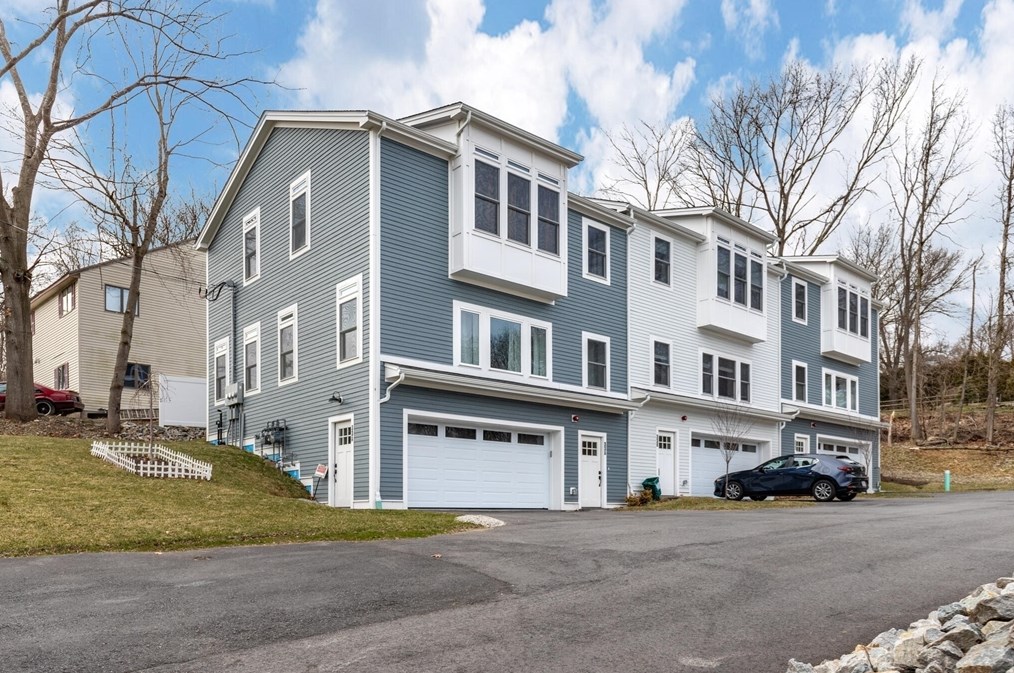 33 Dominion Rd #c, Worcester, MA 01605