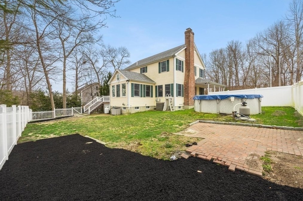 730 Dickinson St, Fall River MA  02721-4535 exterior