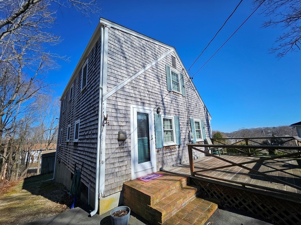 12 Savery Ave Ter, Plymouth MA 02360-4416 exterior